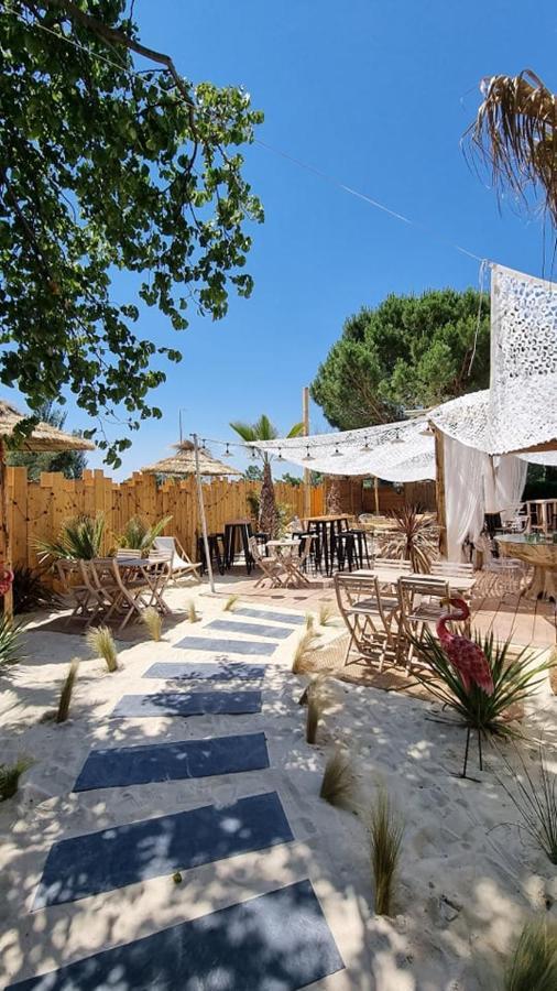 Campanile Arles Hotel Exterior photo