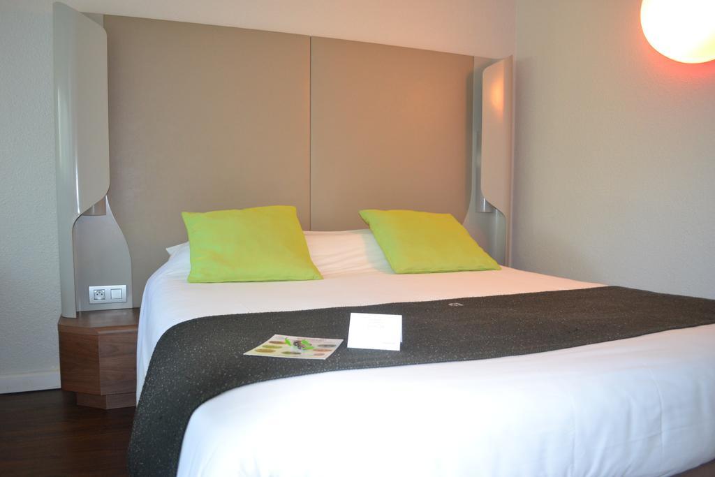 Campanile Arles Hotel Exterior photo