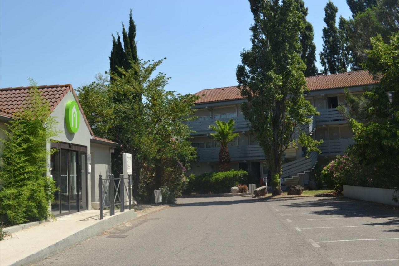 Campanile Arles Hotel Exterior photo